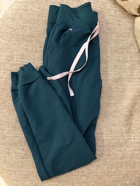 Figs Zamora Scrub Joggers in Caribbean Blue XS